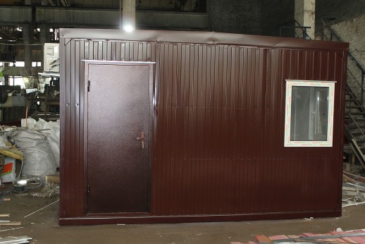 Блок-контейнер «Стандарт» на шасси 4х2.4х2.5 м