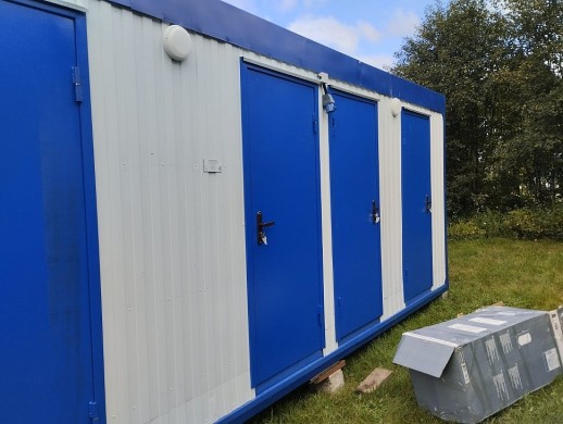 Блок-контейнер «Сантехнический» 4х2.4х2.5 м