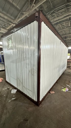 Блок-контейнер «Сантехнический» 9х2.4х2.5 м