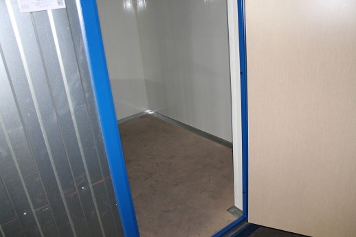 Блок-контейнер «Стандарт» 2х2.4х2.5 м