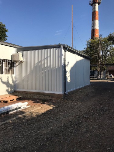 Блок-контейнер «Премиум» на лыжах 3х2.4х2.5 м