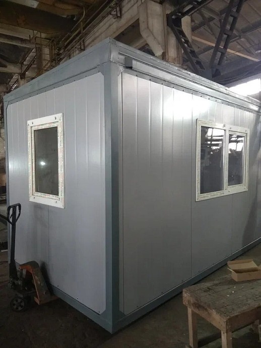 Блок-контейнер «Стандарт» на лыжах 6х2.4х2.5 м